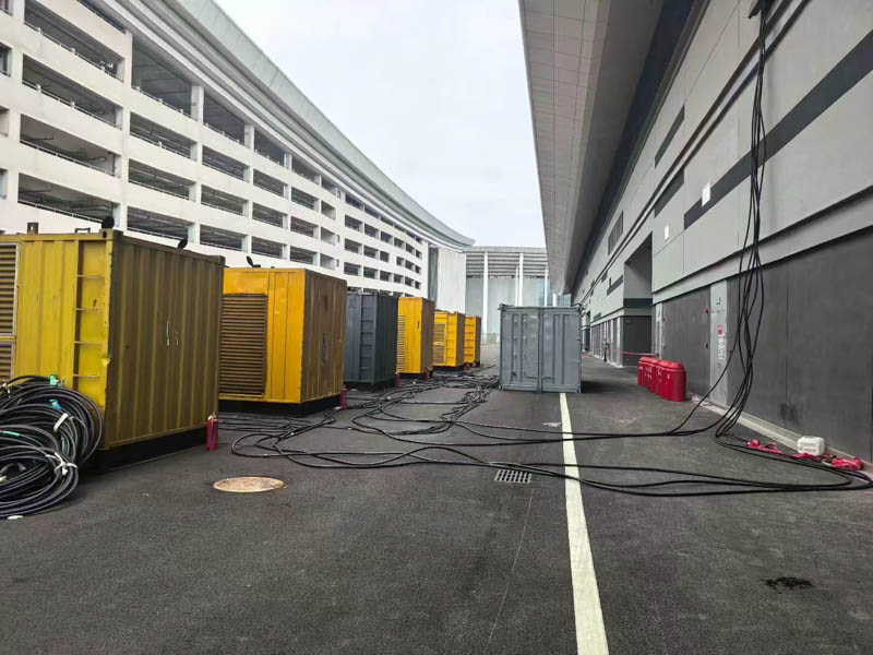 高邮冬季柴油发电机启动前需要做哪些准备工作？