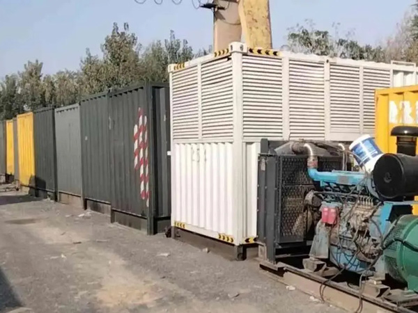 高邮200KW柴油发电机机组每小时油耗是多少？